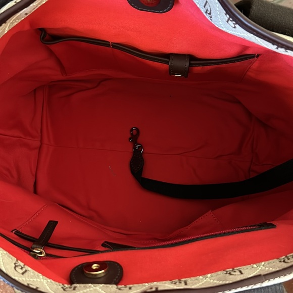 Dooney and Bourke beautiful never used Go 2 Tote! Tonal light brown/dark brown - Picture 7 of 10